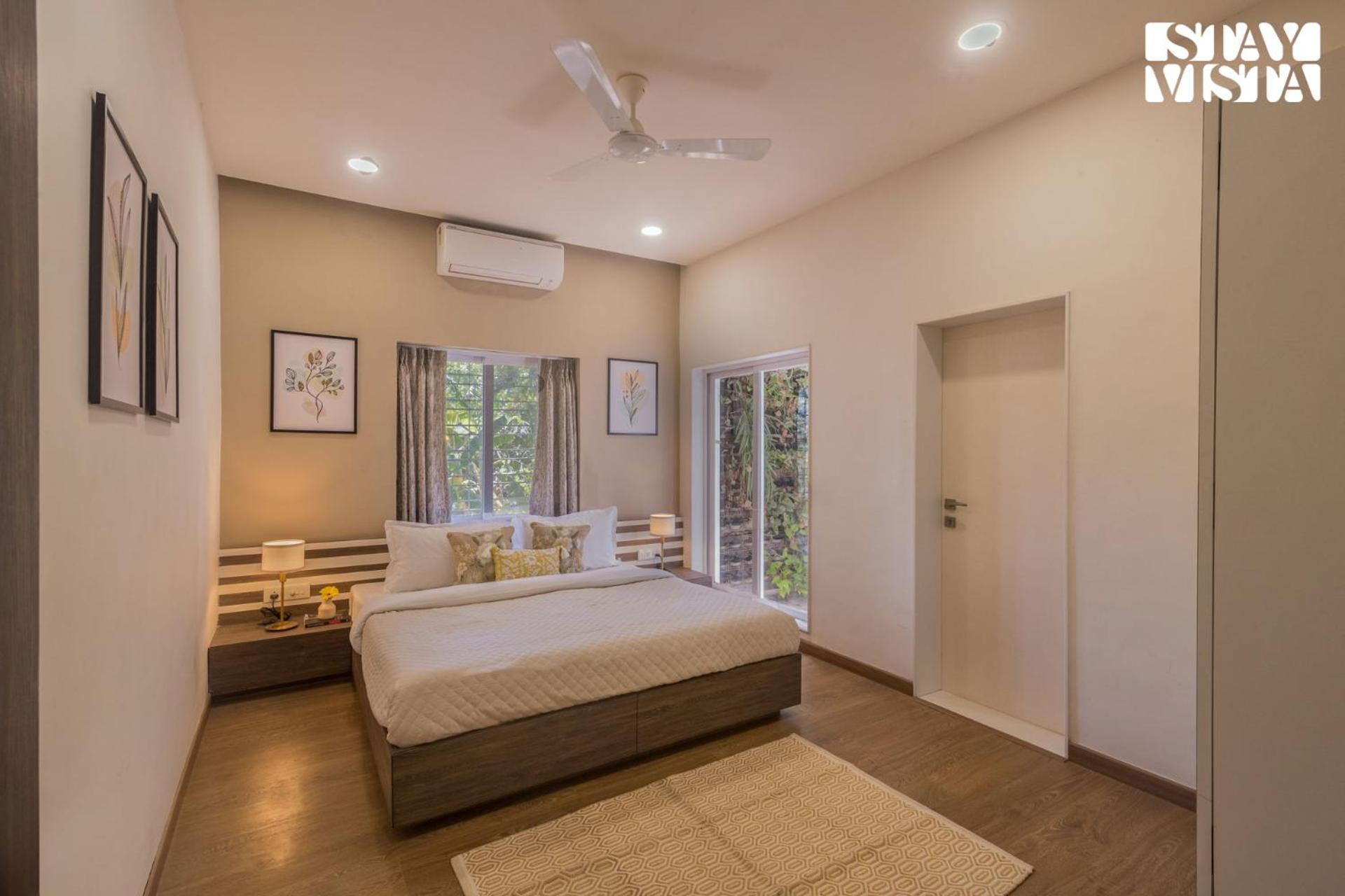 Stayvista'S Silver Grove - Serene Haven With Expansive Lawn & Terrace ナーシク エクステリア 写真