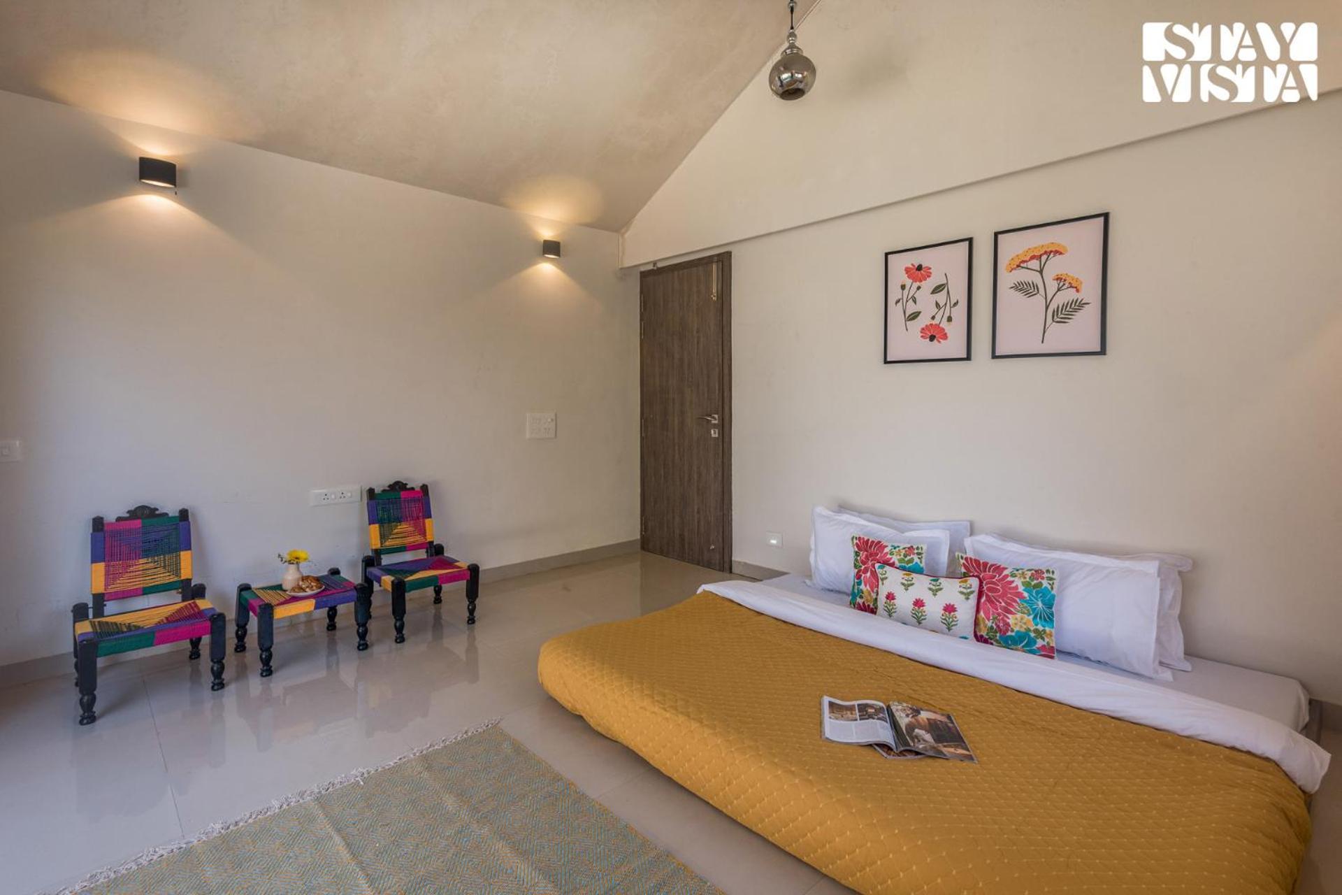 Stayvista'S Silver Grove - Serene Haven With Expansive Lawn & Terrace ナーシク エクステリア 写真